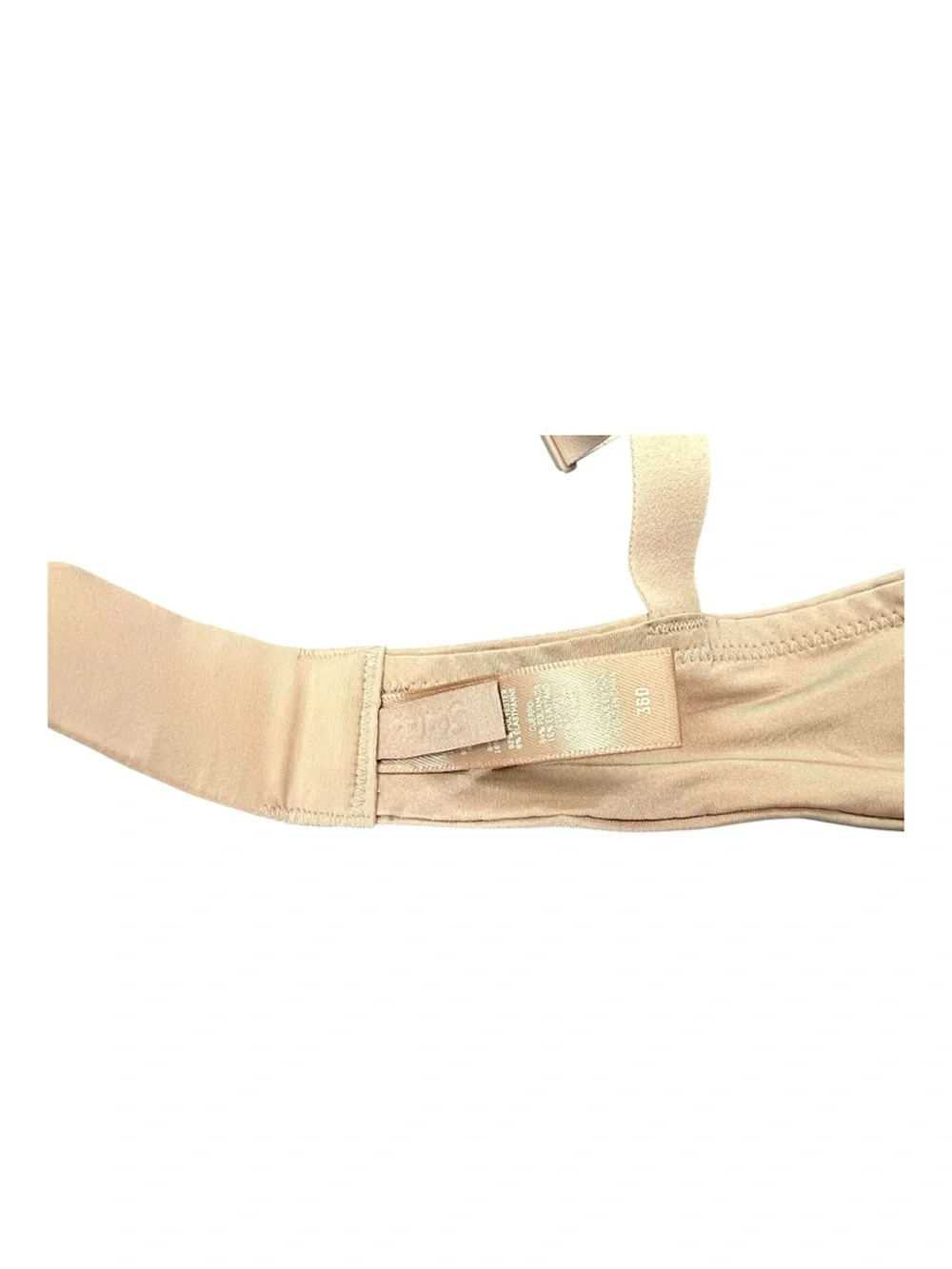 SKIMS Wireless Form Push-Up Plunge Bra in Nude - Picture 5 of 7